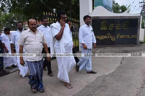 ttv dhinakaran suport mla
